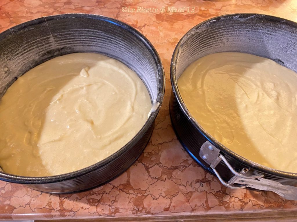 Boston Pie mit Schokolade und Creme