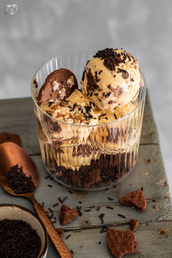 Cookies-Haselnuss-Eis