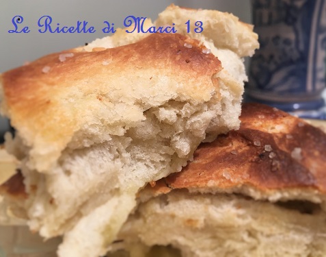 Genuesisches Focaccia mit Rosmarin