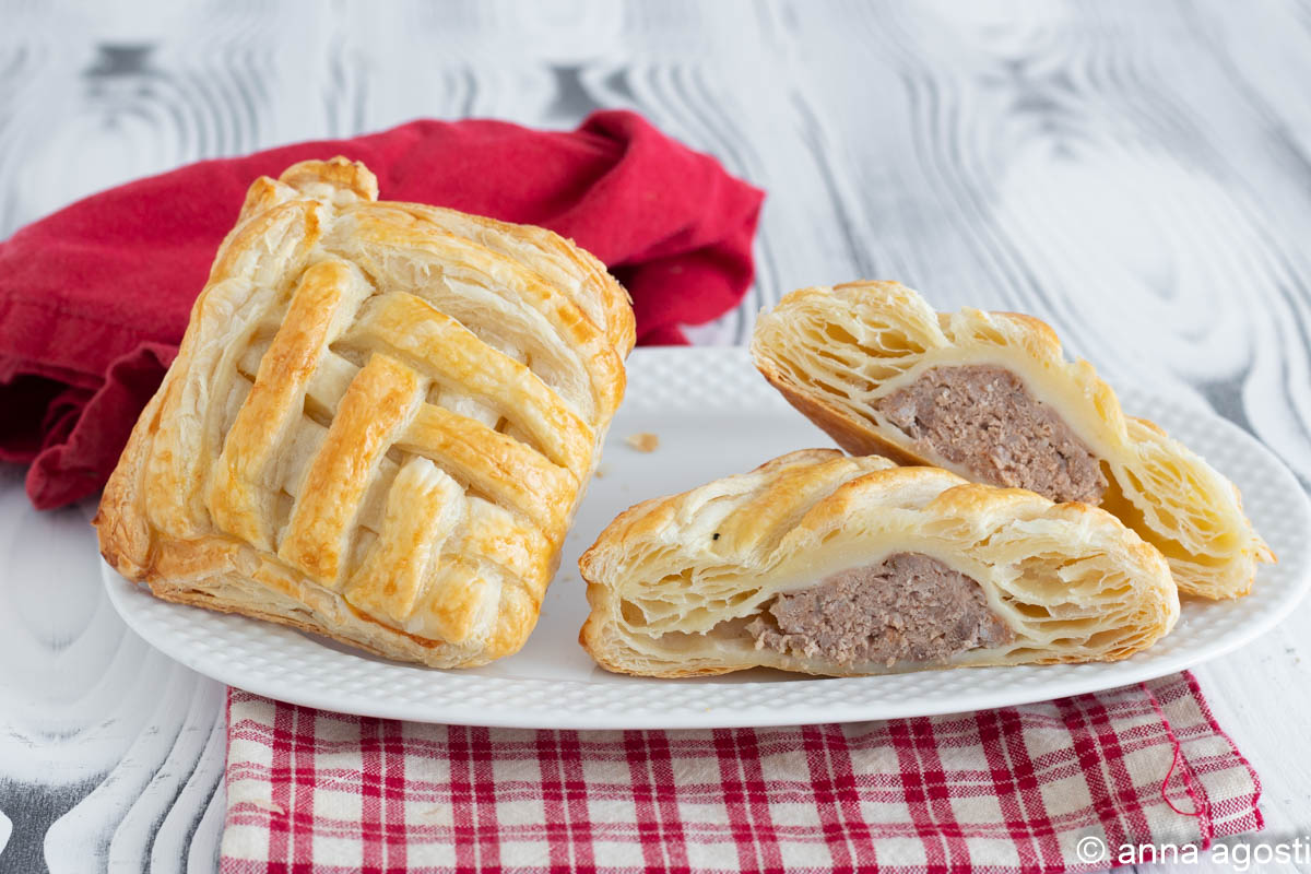 Gefüllte Blätterteigtaschen