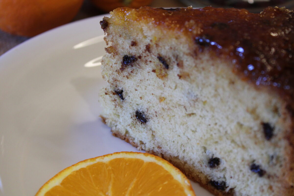 Einfacher und leichter Orangen-Schokoladenkuchen