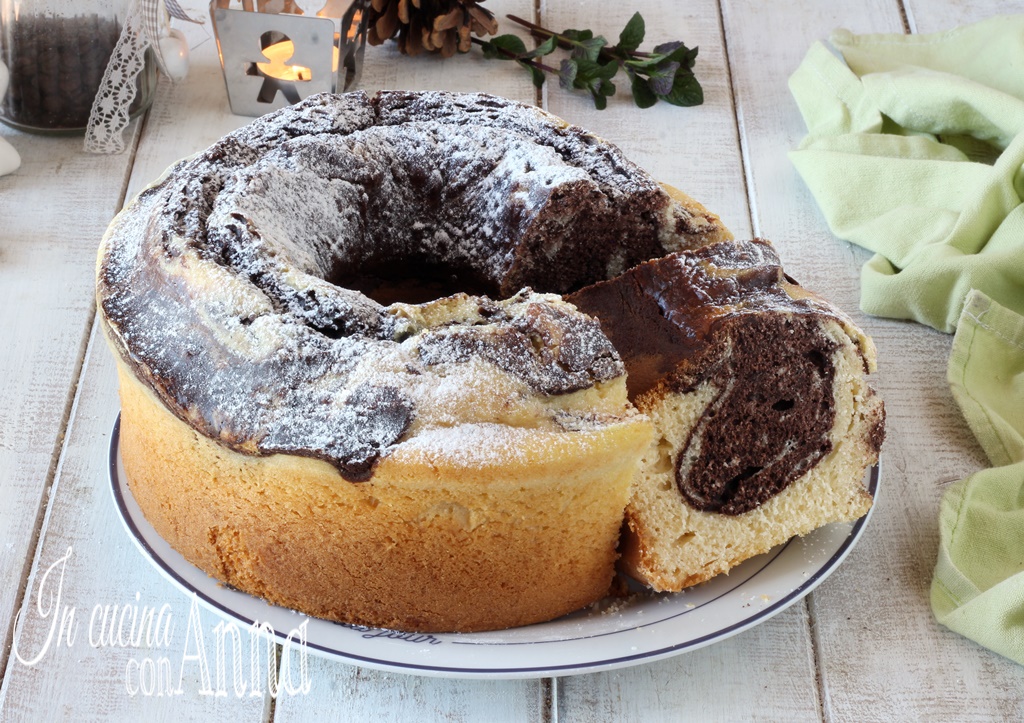 Schokoladen-Marmor-Kuchen vom Café