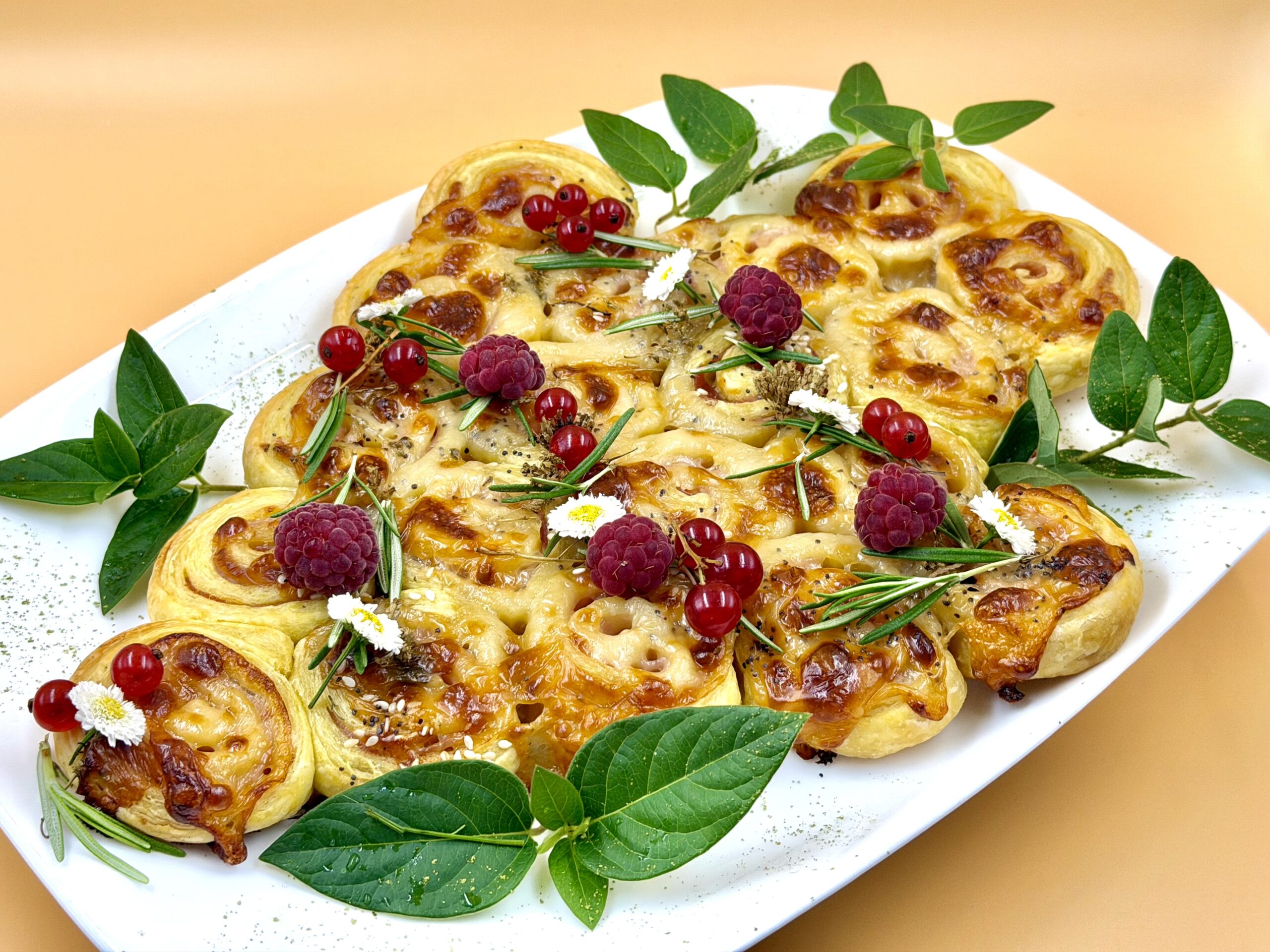 Blätterteig-Schneckenbaum (Ohne Ei)