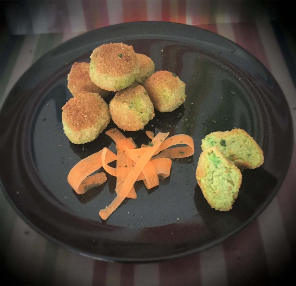 Karotten-, Ricotta- und Brokkolikugeln