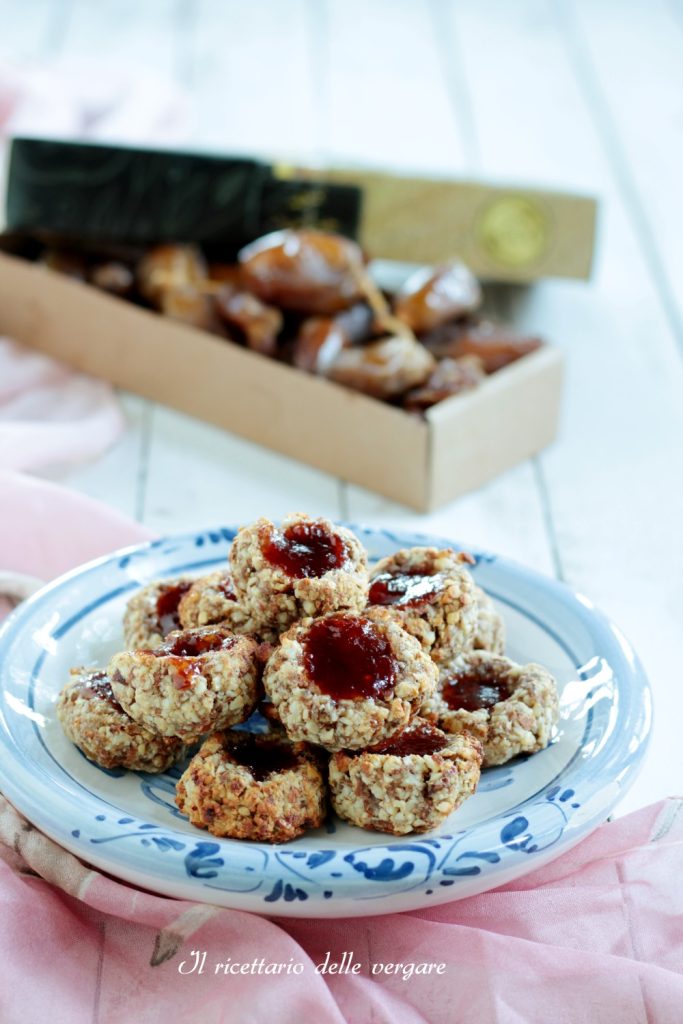 Kekse ohne Backen mit Konfitüre