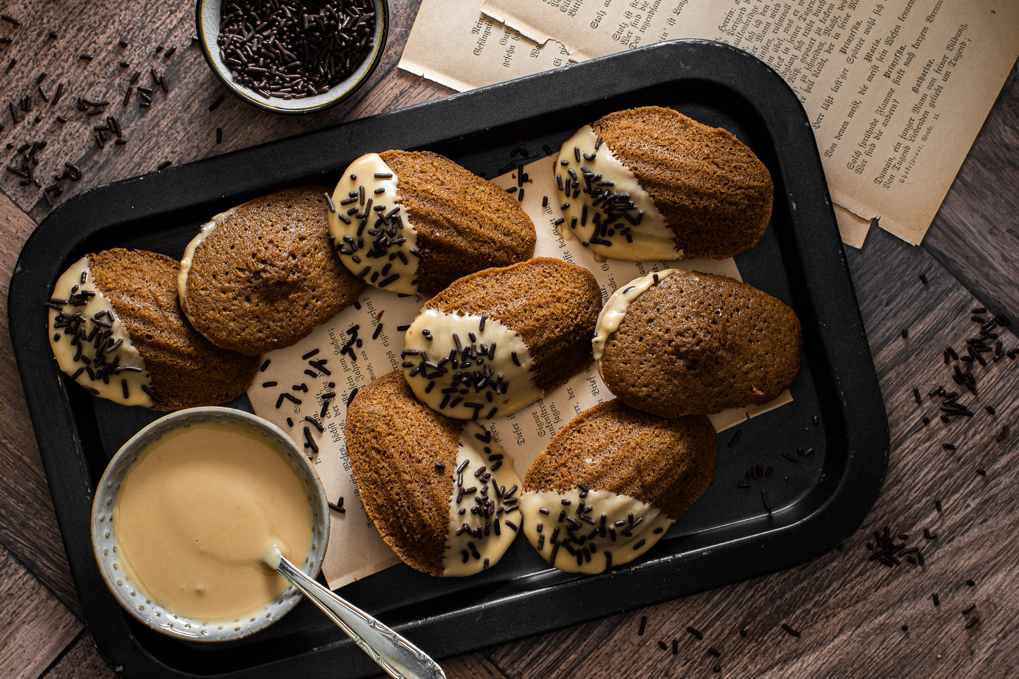 Madeleine mit Kaffee