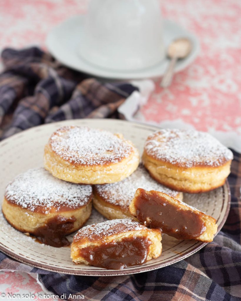 Nutella-Pfannkuchen in der Pfanne