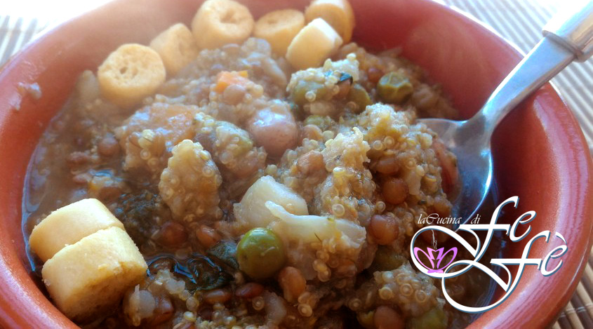 WINTERSUPPE MIT MINESTRONE UND QUINOA