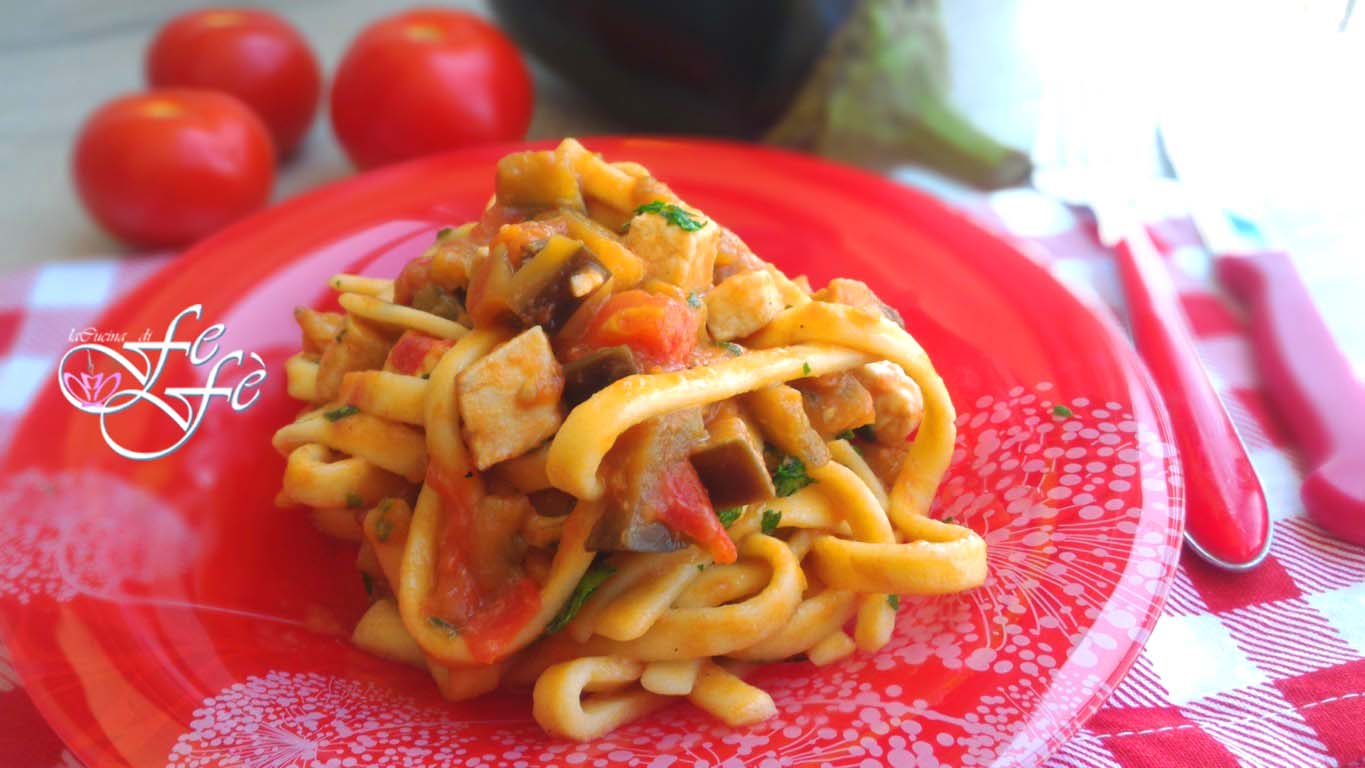 HANDGEMACHTE SCIALATIELLI MIT SCHWERTFISCH UND AUBERGINE