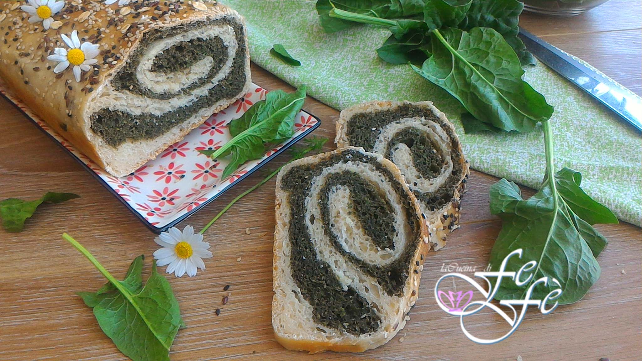 GRIECHISCHER JOGHURT-SWIRL-BROTLAIB MIT SPINAT