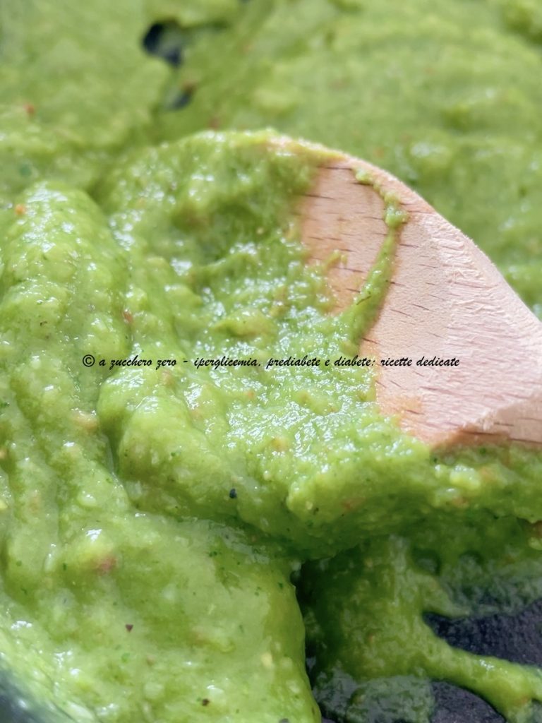 Pasta mit leichter und samtiger Brokkolicreme