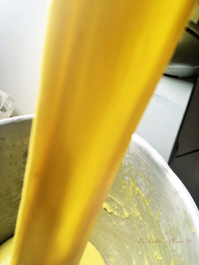 Osterpizza mit Pecorino