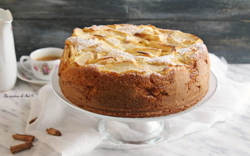 Reicher Apfelkuchen mit Mascarpone