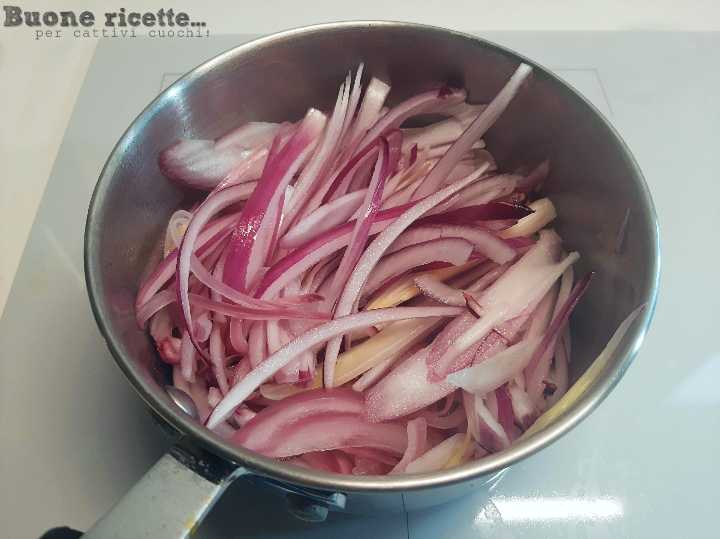 rote Zwiebeln Kochen