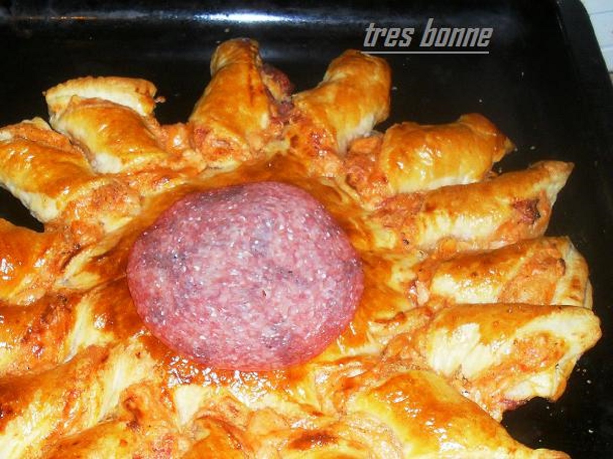 Rustikaler Salami in Sonnenform