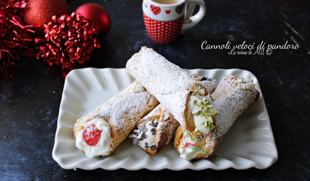 Schnelle Pandoro-Cannoli