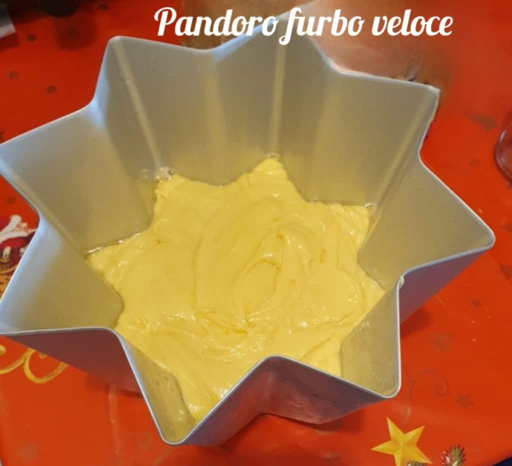 Schnelles cleveres hausgemachtes Pandoro vor dem Backen