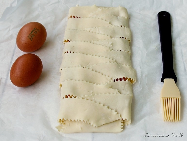 Schnelles gefülltes Blätterteiggebäck leckeres Rezept