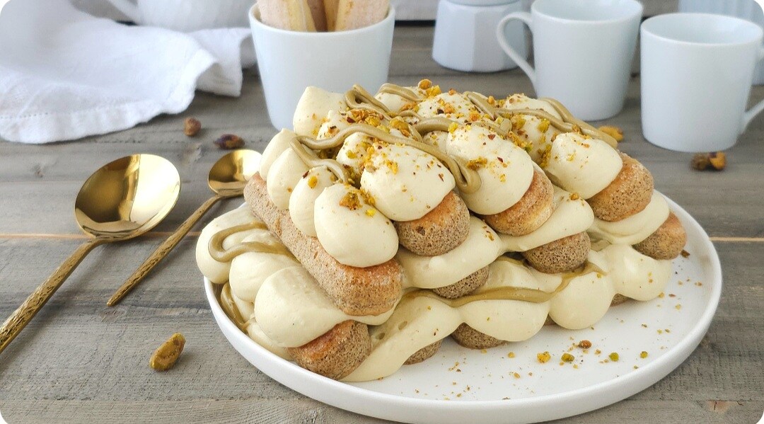 Tiramisu im Glas mit Pistazien