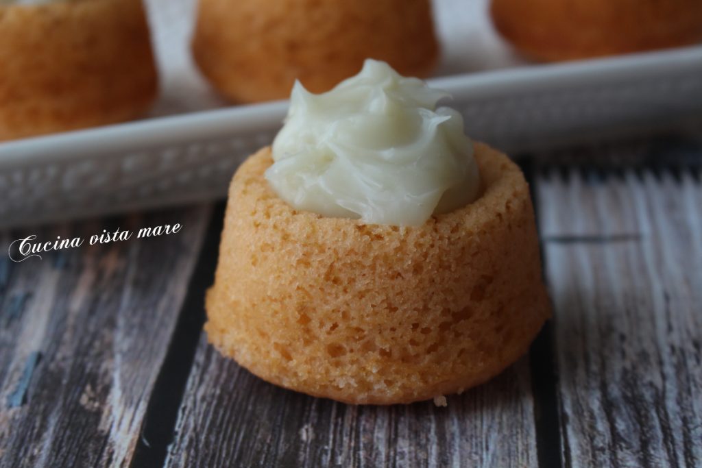 Vegane Törtchen Küche mit Meerblick