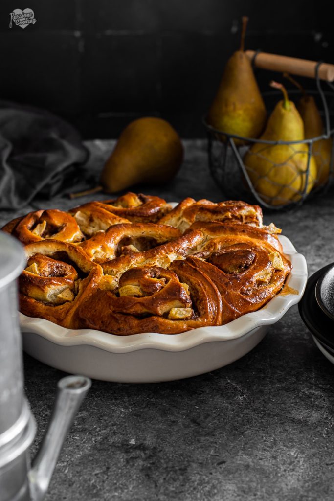 Zimtschnecken mit Birnen