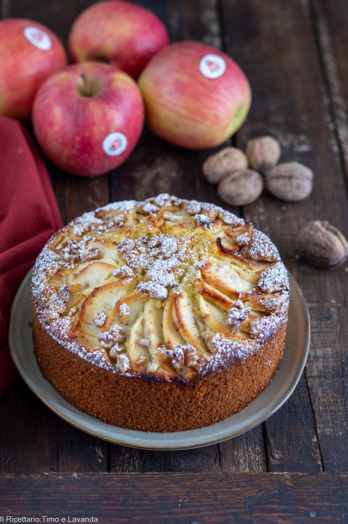 Apfel- und Walnusskuchen
