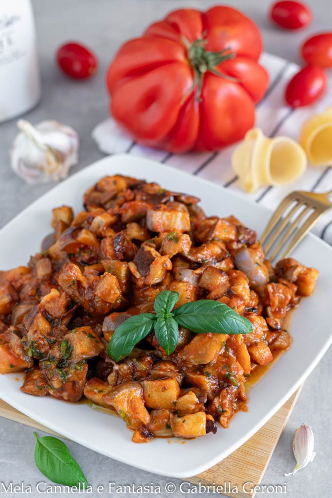 Auberginen in Tomatensauce