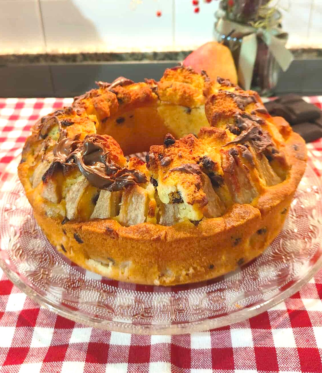BIRNEN-SCHOKOLADEN-KRANZKUCHEN MIT DER HEISSLUFTFRITTEUSE: Flaumig, duftend und super einfach!