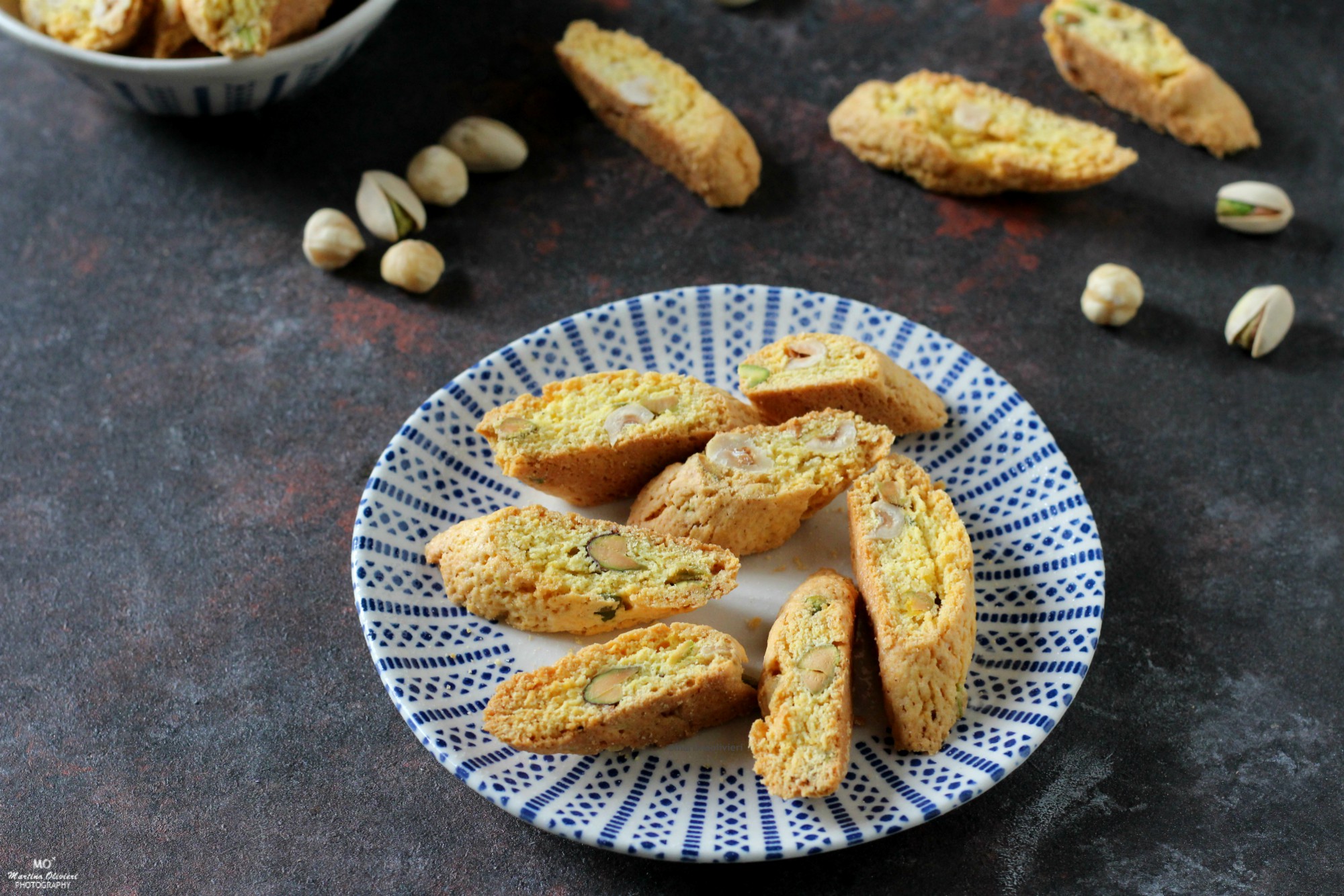 Cantucci mit Pistazien und Haselnüssen