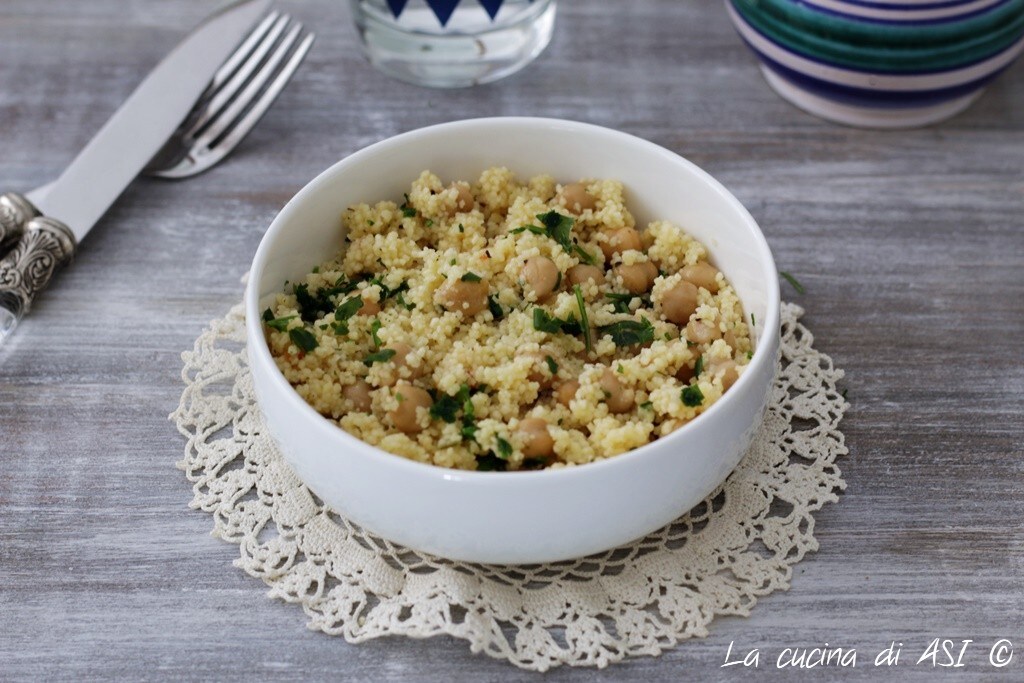 Couscous und Kichererbsen