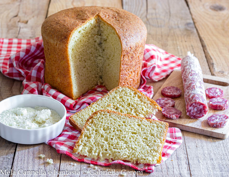 Traditionelles Osterbrot cacio e pepe Rezept
