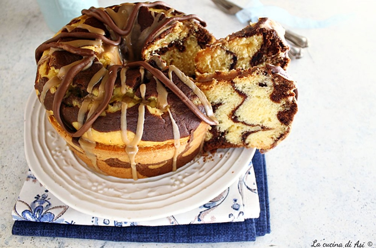 MARMORIERTER KUCHEN mit Schokolade und Kaffee – Flaumig, duftend und super lecker