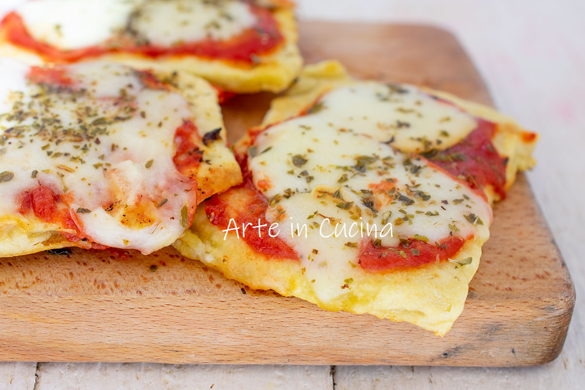 FALSCHE SCHNITT-PIZZETTEN IN DER PFANNE