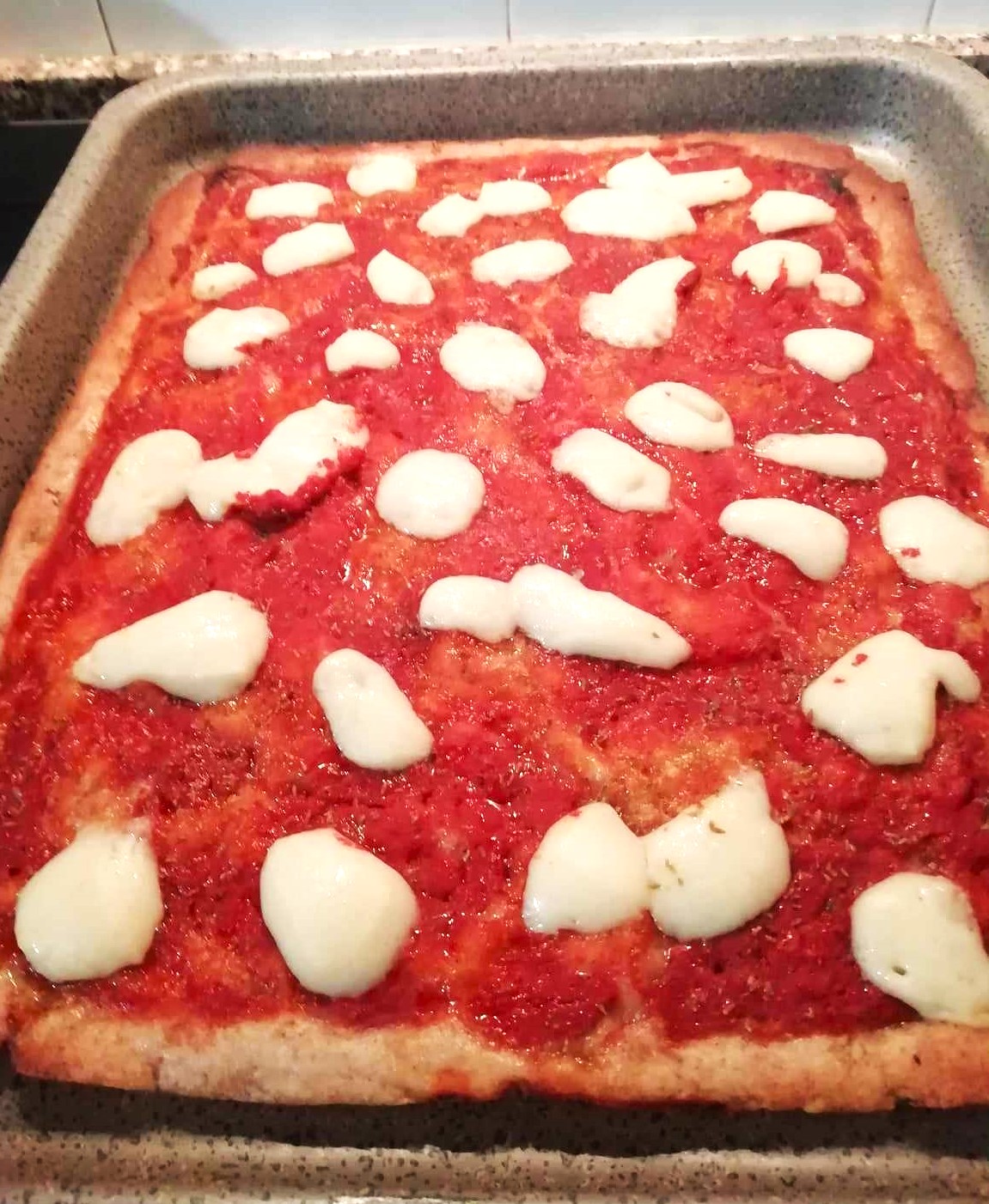 GLUTENFREIE PIZZA mit hausgemachter Mischung