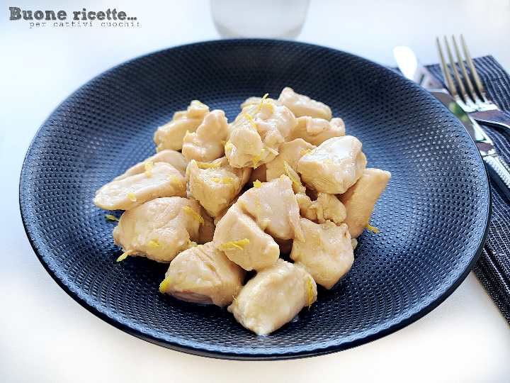 Hähnchenstückchen mit Zitrone