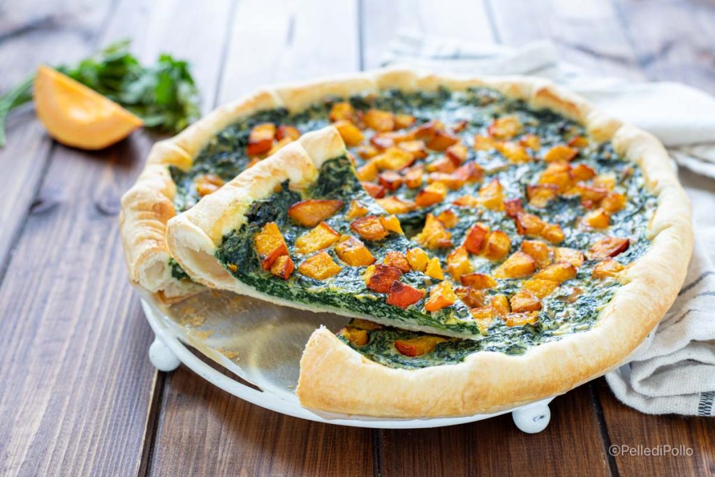 herzhafte Torte mit Kürbis und Spinat