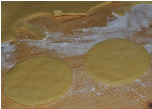 NAPOLETANISCHE SFOGLIATELLE FROLLE Originalrezept Schritt für Schritt