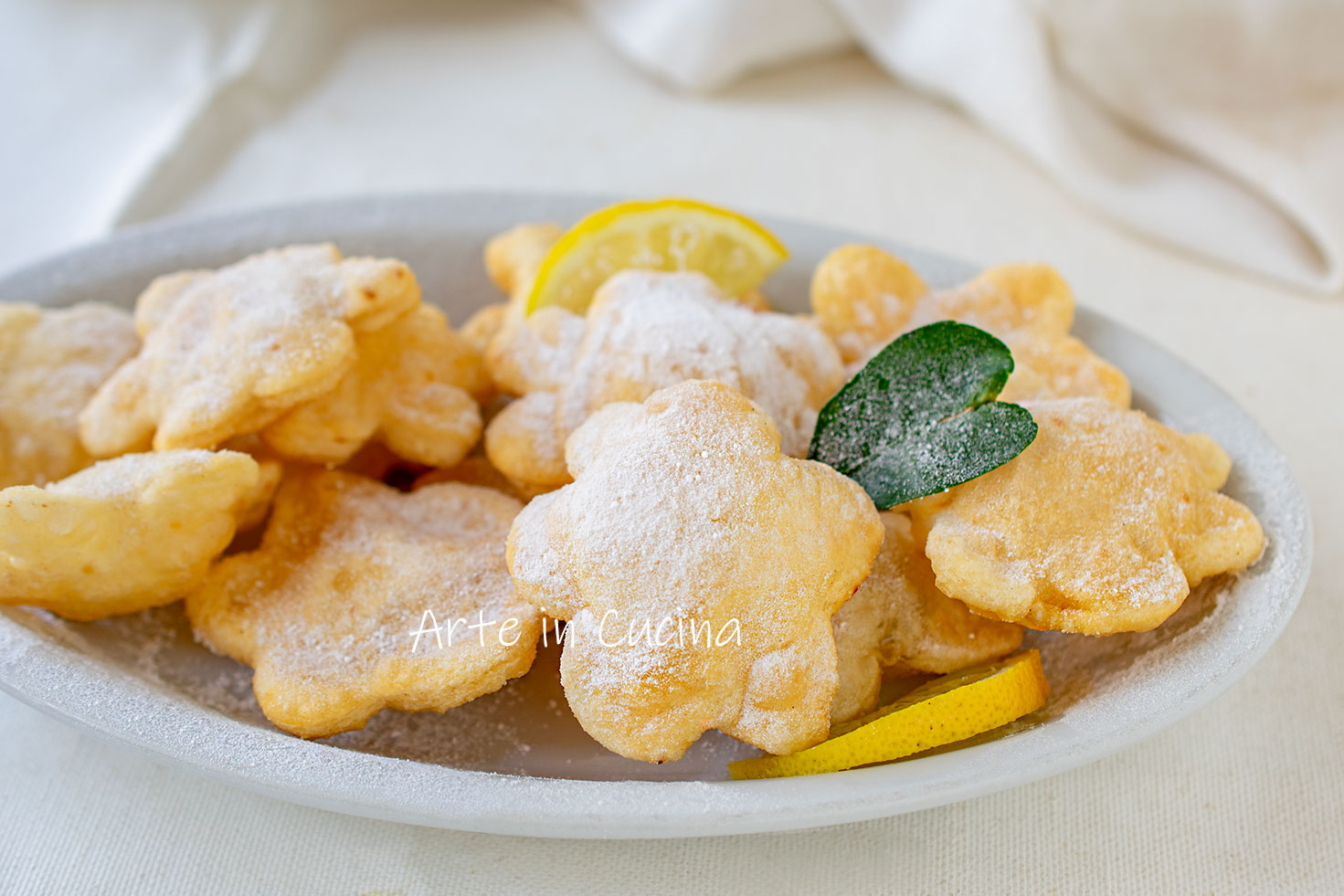 Karnevalsblümchen mit Zitrone