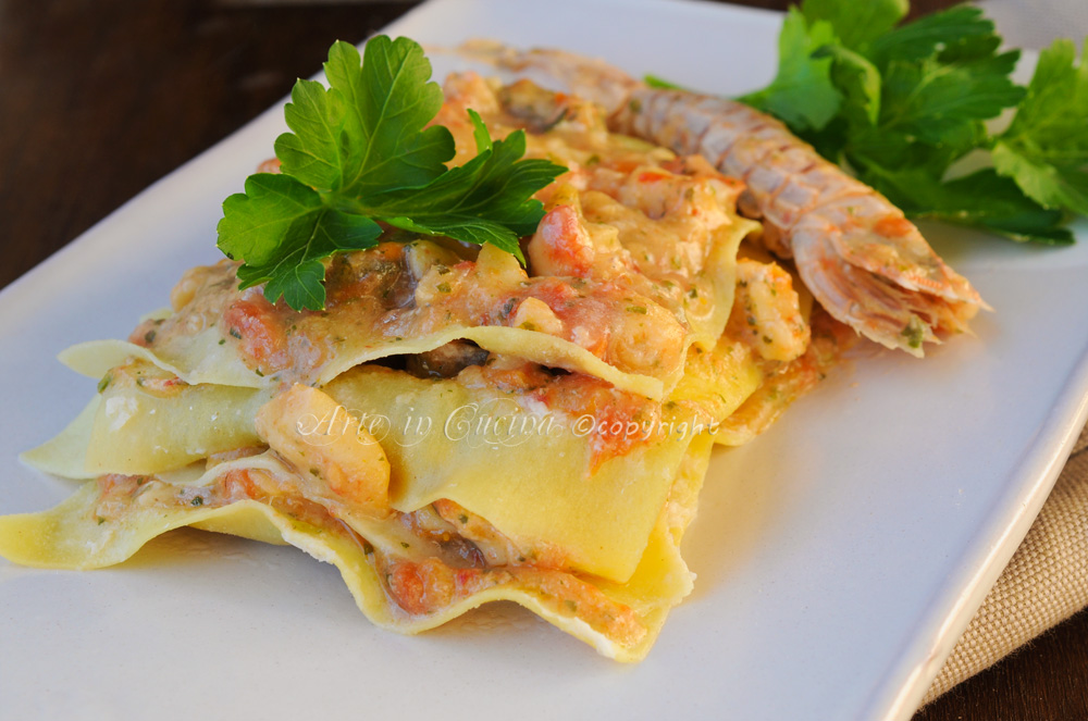Lasagne mit Meeresfrüchten einfaches schmackhaftes Rezept