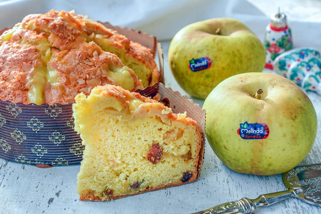 Schneller Oma-Panettone mit Äpfeln und Creme