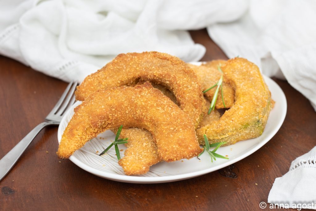 panierter und frittierter Kürbis super einfaches saisonales Beilagengericht