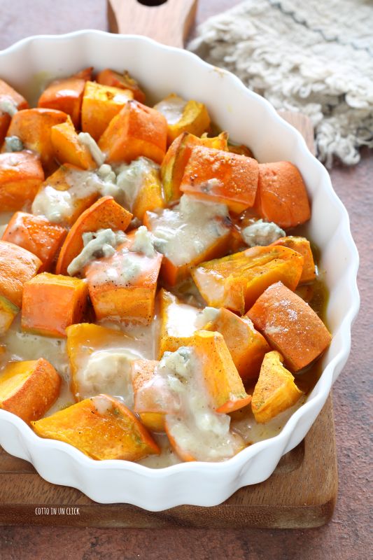 gebackener Kürbis mit Gorgonzola