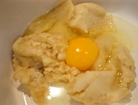 Die Karnevals-Profiterole mit Zucker-Konfetti