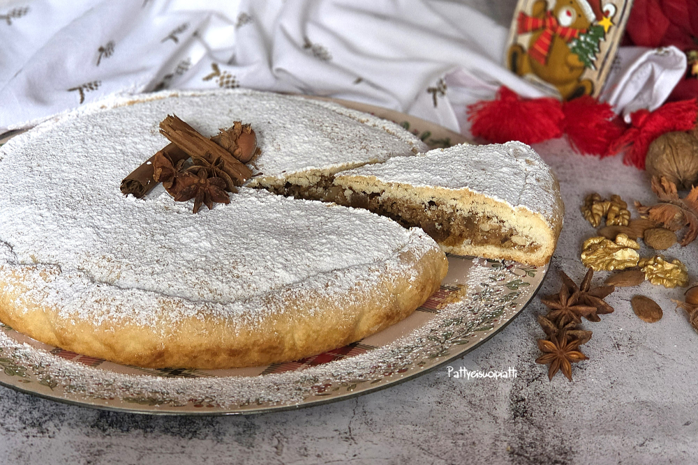 spongata, traditionelles Weihnachtsgebäck