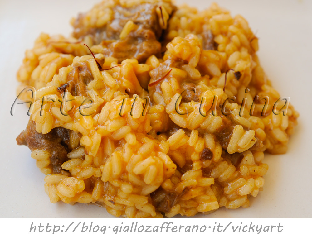 Risotto mit Fleisch und Safran, einfaches Hauptgericht