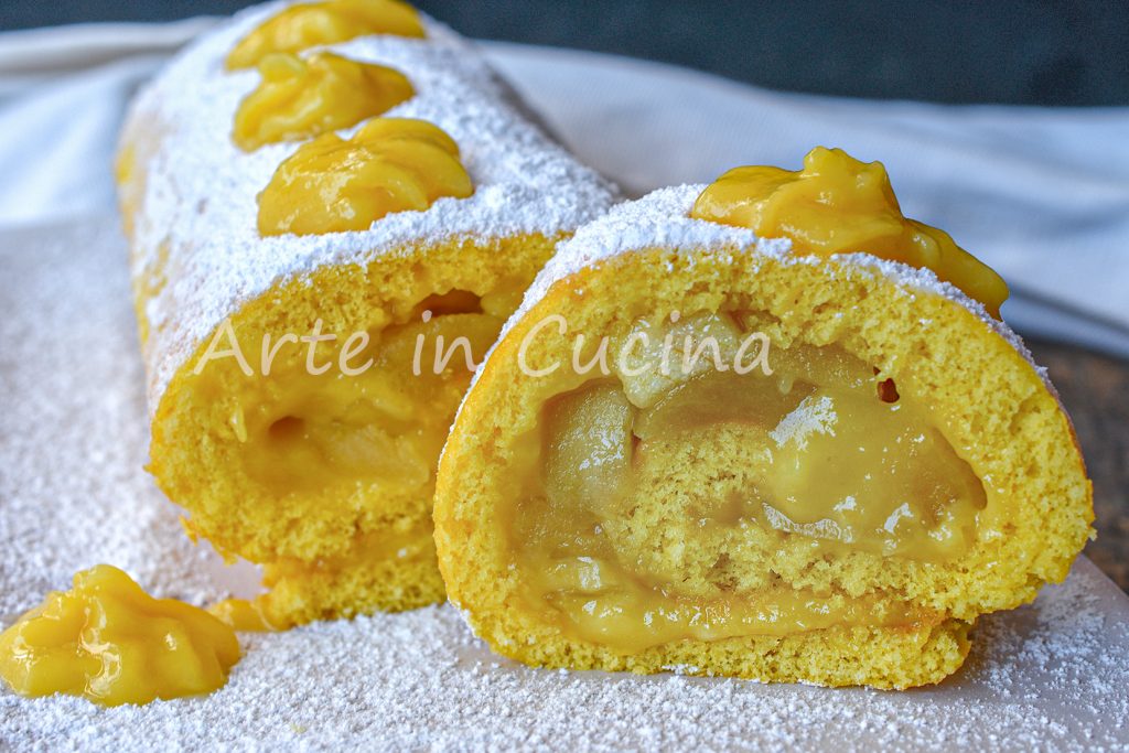 Rolle mit Creme und Äpfeln, weiches und schnelles Dessert