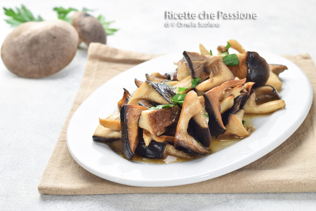 wie man Cardoncelli-Pilze kocht