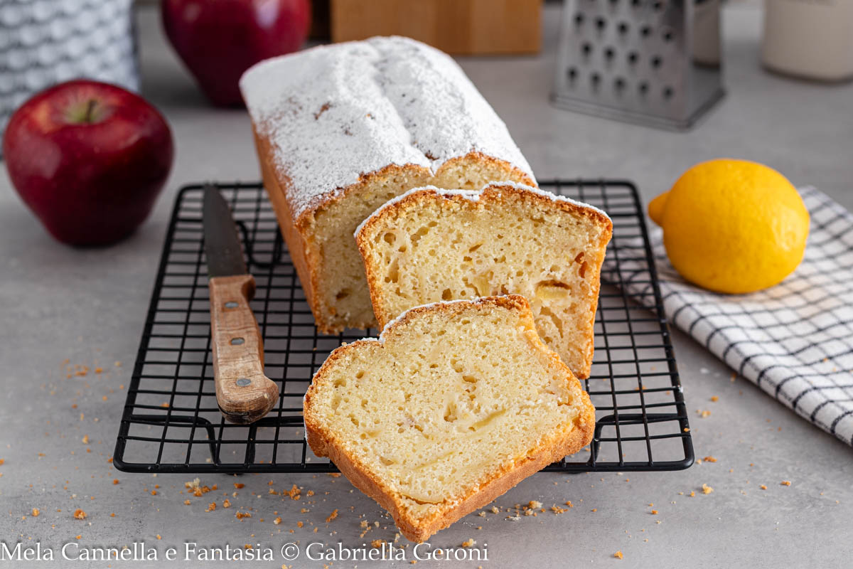 Superweicher Apfelkuchen ohne Butter und Milch