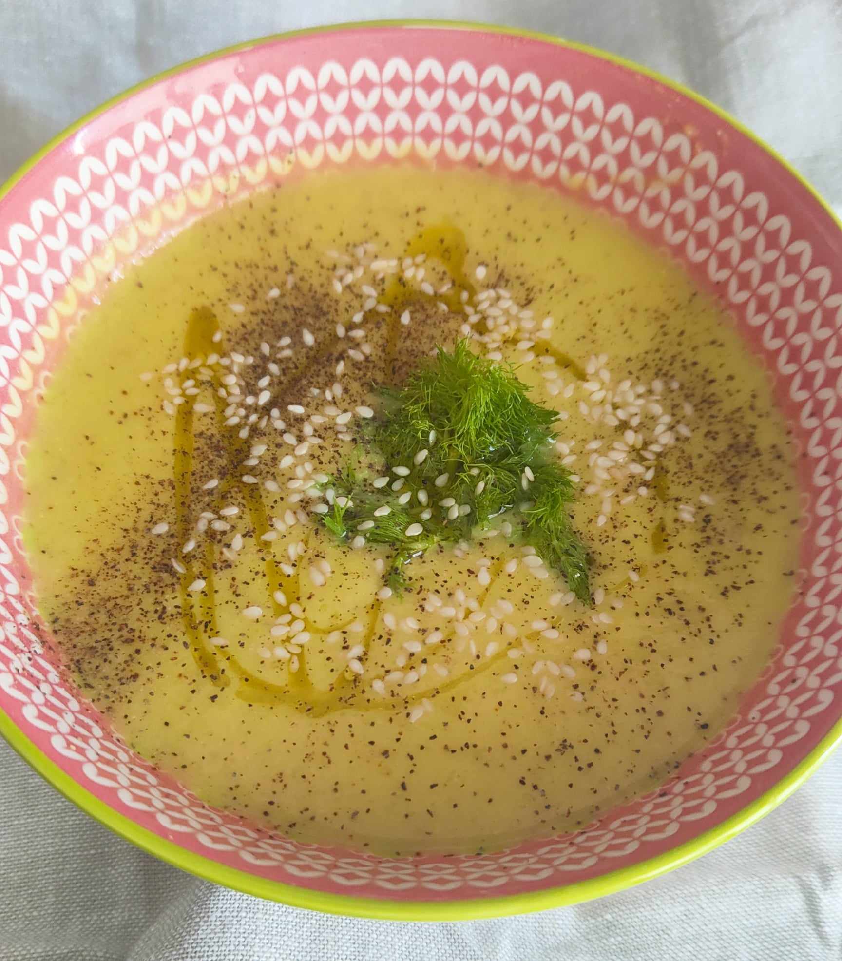 CREMIGE SUPPE aus Fenchel, Lauch, Kartoffeln und Miso