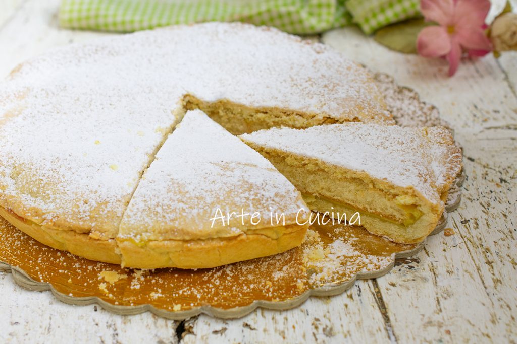 TARTE mit CREME und Keksen